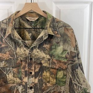 WALLS Vintage Realtree Camouflage Button Up Canvas Shirt